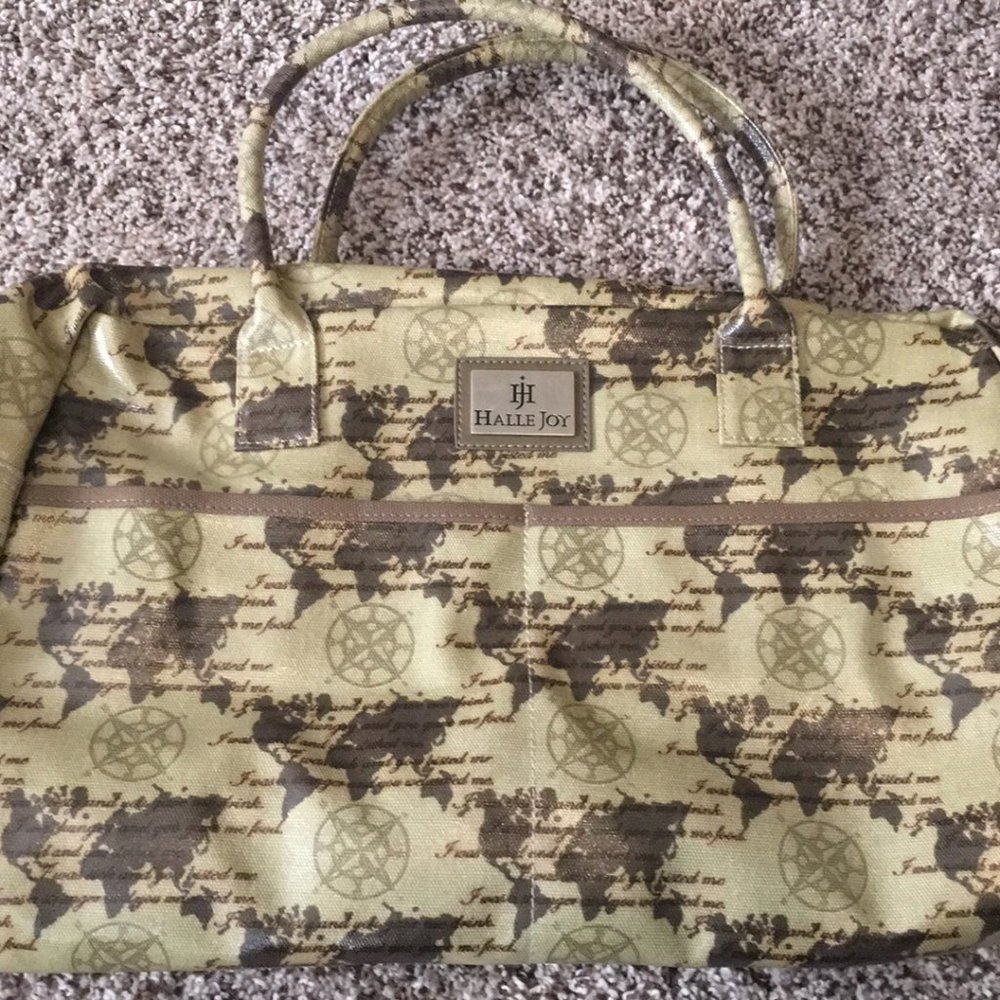 Halle Joy Travel Bag
